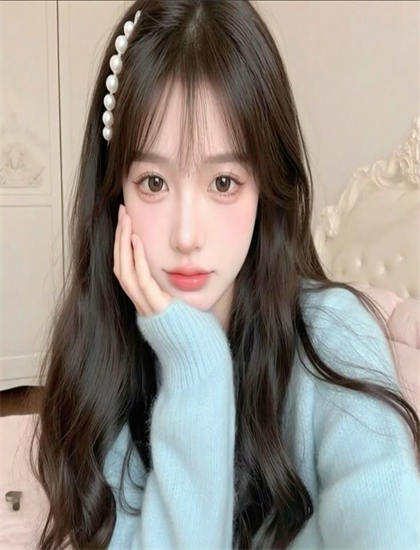 发现《花少团里有什么》：未被注意的细节与意义